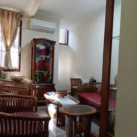 Rumah Murah siap huni SHM 3 lantai strategis di Permata Cimahi