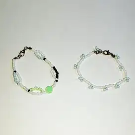Gelang manik - manik