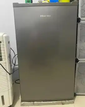 Kulkas HISENSE 1 pintu 91L Silver