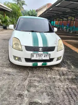 Suzuki Swift tahun 2010