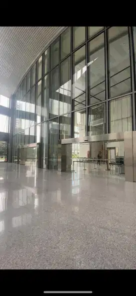 Disewakan Ruang kantor Kondisi Rapih berpartisi tinggal isi meja kursi