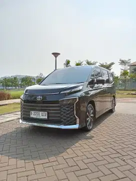 Toyota Voxy TSS 2.0 CVT AT NIK 2023