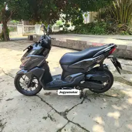 Honda Vario 160 CBS 2023 cash credit