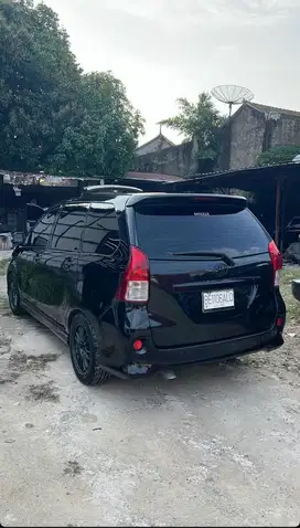 Di Jual Toyota Avanza Veloz 1.5 2012 Matic