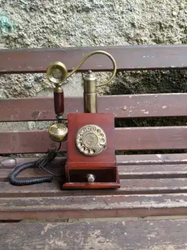 telephone telpon jadul unik