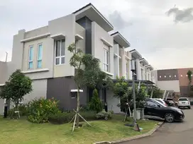 Disewakan Rumah Cozy Artistik - 80jt/thn