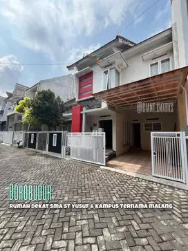 Rumah Bagus 2 lantai dekat SMA St Yusuf di Borobudur Lowokwaru