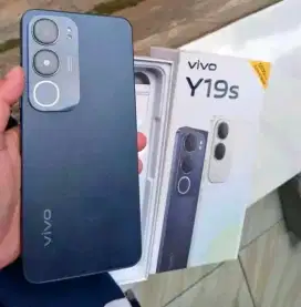 vivo y19s ram 4+4/64