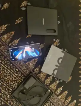 Samsung z fold 4 12/512gb