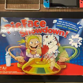 pie face showdown board game