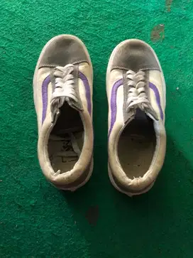 sepatu vans unisex