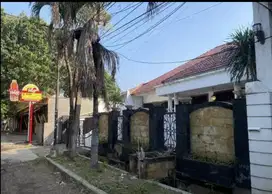 Rumah daerah cempaka putih jakarta pusat