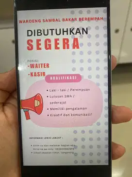 Dibutuhkan segera waiter dan kasir