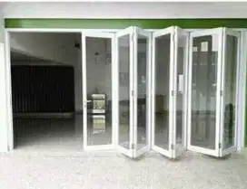 Pintu lipat sekat partisi kaca