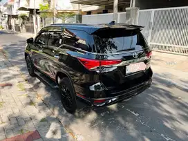 KM 30rb | FORTUNER TRD Vrz Diesel Matic 2020 Ori 100% no pajero innova