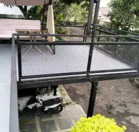 Mezanine Indoor Tempat Tidur Outdoor Balkon