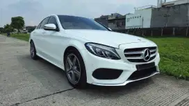Mercedes Benz C300 AMG Line Full Package LOW KM