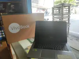Acer Core i5-8250U Dual Vga SSD+HDD Fullset Gaming