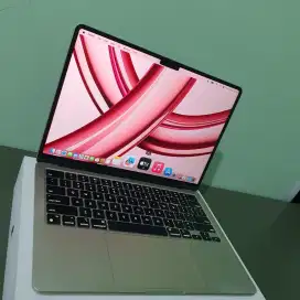 Macbook Air M3 2024 13.6 inch 8 GB SSD 512Gb Strlight iBox 18 Okt 2025