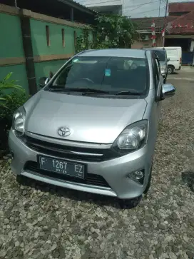Jual mobil agya manual