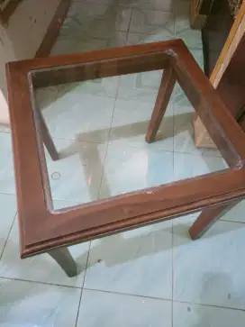 Meja ukuran tinggi 46 cm panjang x lebar 46 cm silakan nego di chat
