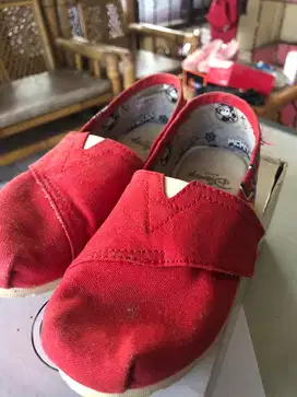 Wakai anak merah size 28