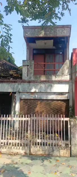 DISEWAKAN RUMAH PUSAT KOTA SIDOARJO