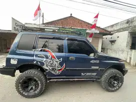 Suzuki Vitara SE 4x4 1993 M/T
