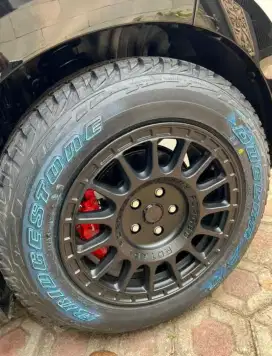 Velg black rhino ring 17