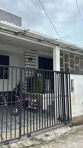 Take over Rumah Murah Di Komplek Mewah Dekat Ke Stasiun Rawabuntu