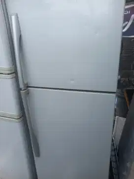 Di jual kulkas swmi jumbo LG normal