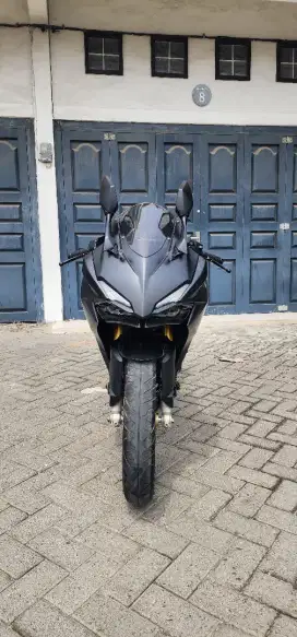 Honda CBR 250 RR STD (RED CHASSIS) 2021