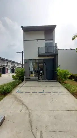 Rumah 2 Lantai Angsuran 1Jtan Lippo Karawang