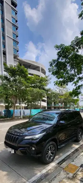 Fortuner VRZ 2019 AT