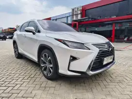 LEXUS RX300T LUXURY AT 2020 FACELIFT WHITE ON BLACK SUPER CONDITION
