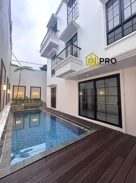 DiJual Rumah Mewah American Classic Modern di Ciganjur Jakarta Selatan