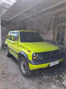 Suzuki Escudo 1996 Bensin