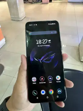 Asus Rog 7 8/256gb