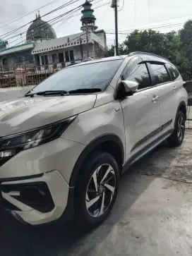 Toyota Rush GR matic