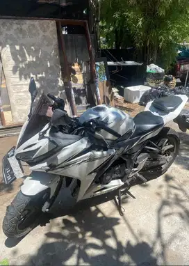 Jual Motor Murah BU Honda CBR 150R 2016 Pajak Hidup Panjang