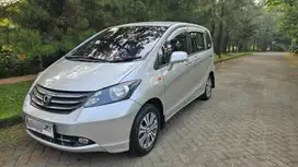 Honda Freed 2010 PSD Type E Istimewa
