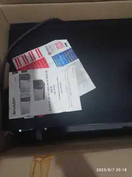 Microwave Sharp bisa grill kondisi baru tidak pernah di pakai