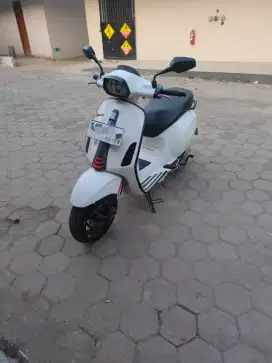 Vespa Piaggio Sprint S tahun 2024