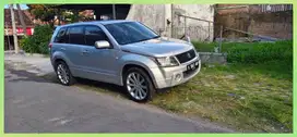 Suzuki Grand Vitara (2007, Silver, M/T)