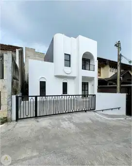 Rumah di setiabudi regency masih baru siap huni
