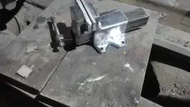 Ragum full metal/besi