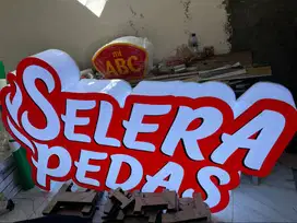 Custom Neon Box Akrilik - Neon Box Oval - Huruf Timbul dan Plang Nama