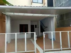 Disewakan Rumah baru 2 unit