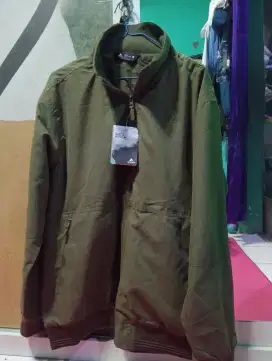 Jaket eiger baru XL