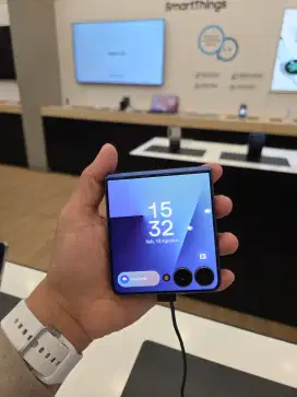 SAMSUNG GALAXY Z FLIP 7